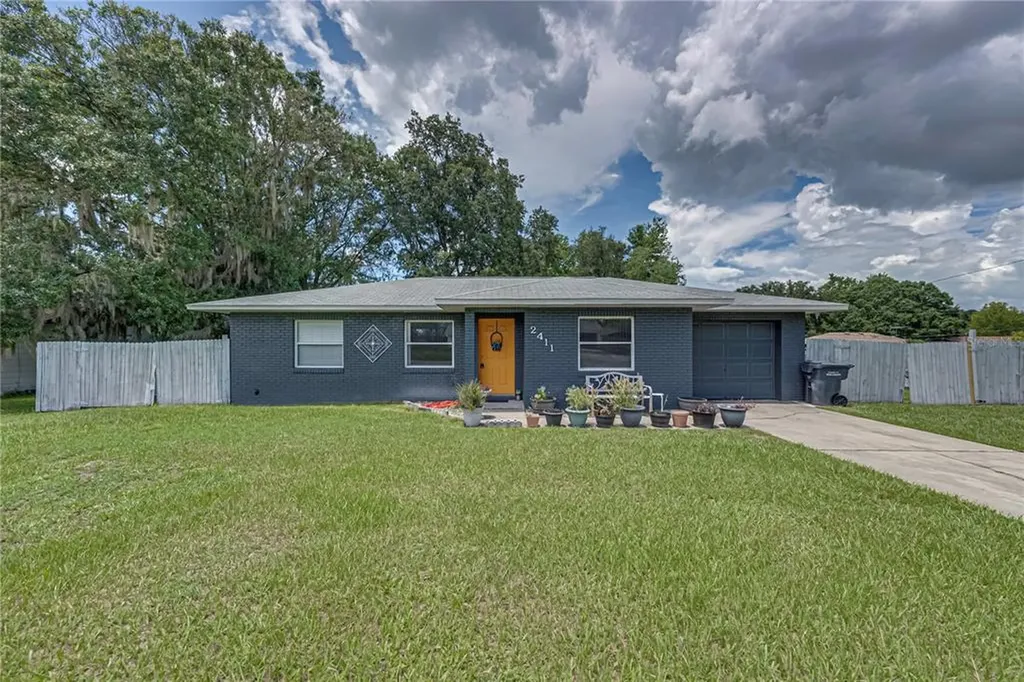 2411 Ridgeview Drive Lakeland FL 33810