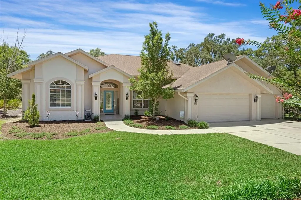 145 Pine Street Homosassa FL 34446
