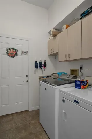 145 Pine Street Homosassa FL 34446