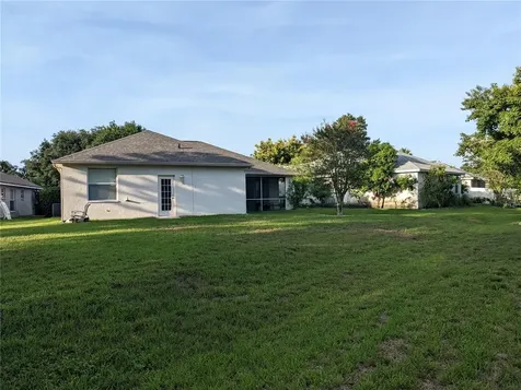 4301 Barret Avenue Plant City FL 33566