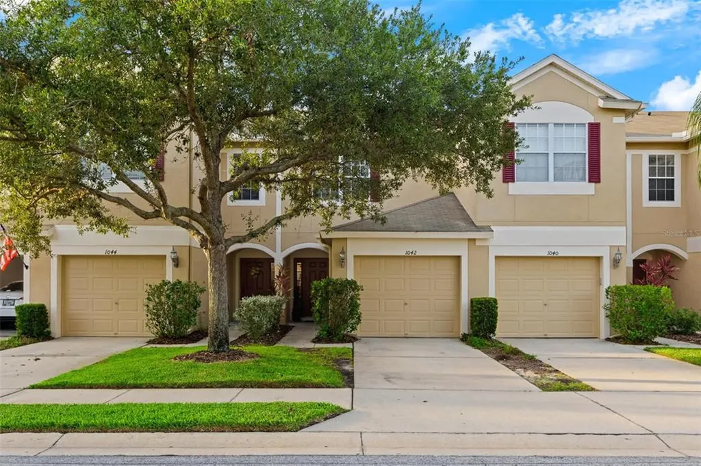 1042 Vista Cay Court Brandon FL 33511