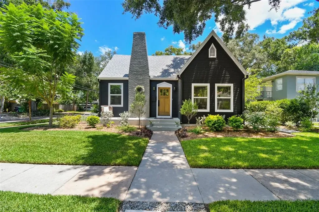 821 W Coral Street Tampa FL 33602