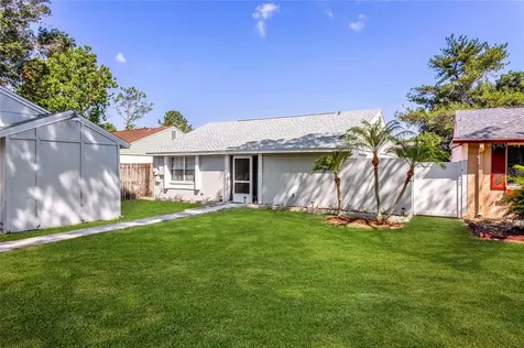 3272 Fox Lake Drive Tampa FL 33618