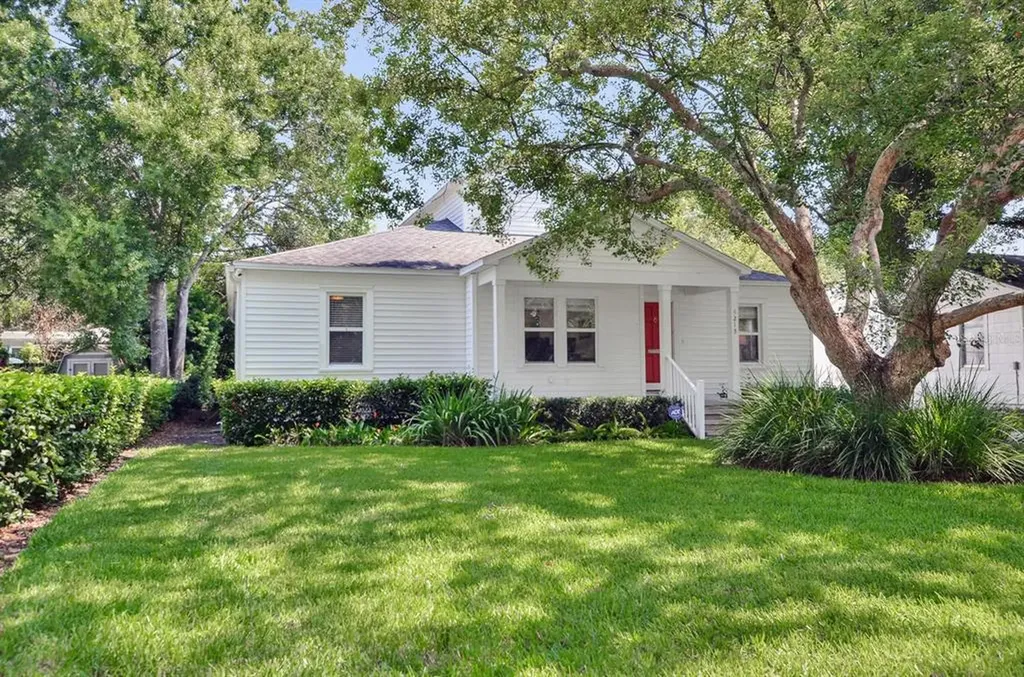 4215 W San Luis Street Tampa FL 33629