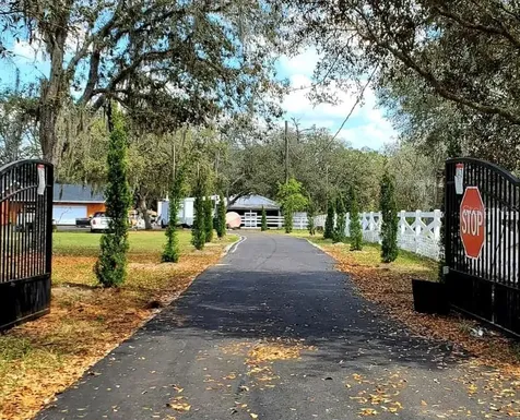 15081 Commonwealth Avenue N Polk City FL 33868