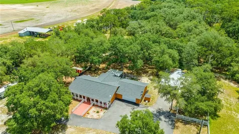 15081 Commonwealth Avenue N Polk City FL 33868