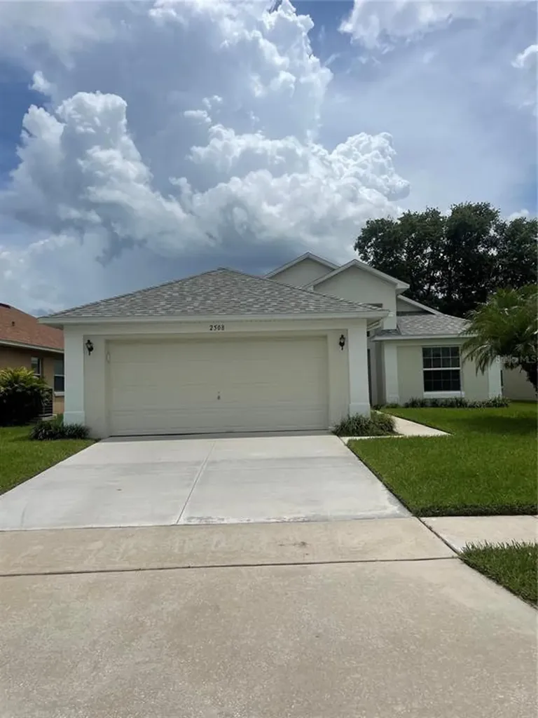 2508 Crown Ridge Circle Kissimmee FL 34744