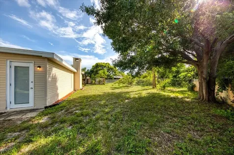 3303 Colchester Court Holiday FL 34691