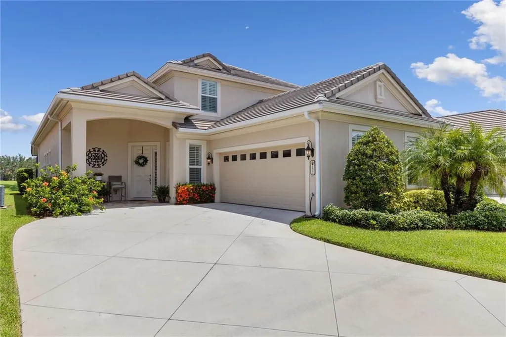 1841 Laurel Glen Cove Lakeland FL 33803