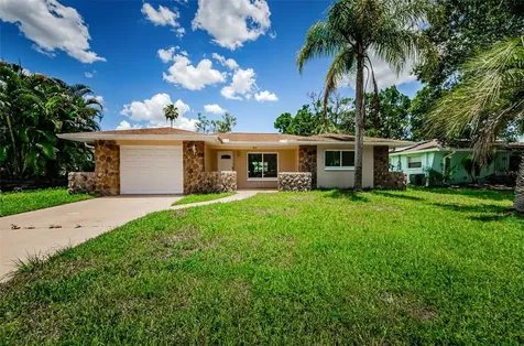 1812 Mapleleaf Boulevard Oldsmar FL 34677