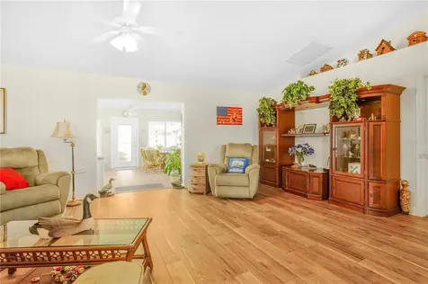 6890 SE 103rd Street Belleview FL 34420
