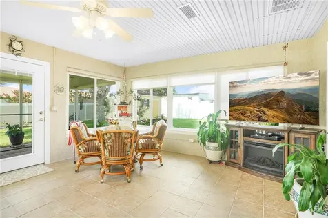6890 SE 103rd Street Belleview FL 34420