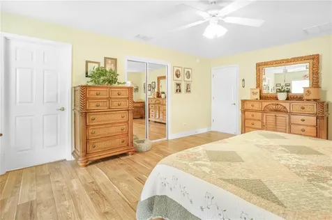 6890 SE 103rd Street Belleview FL 34420