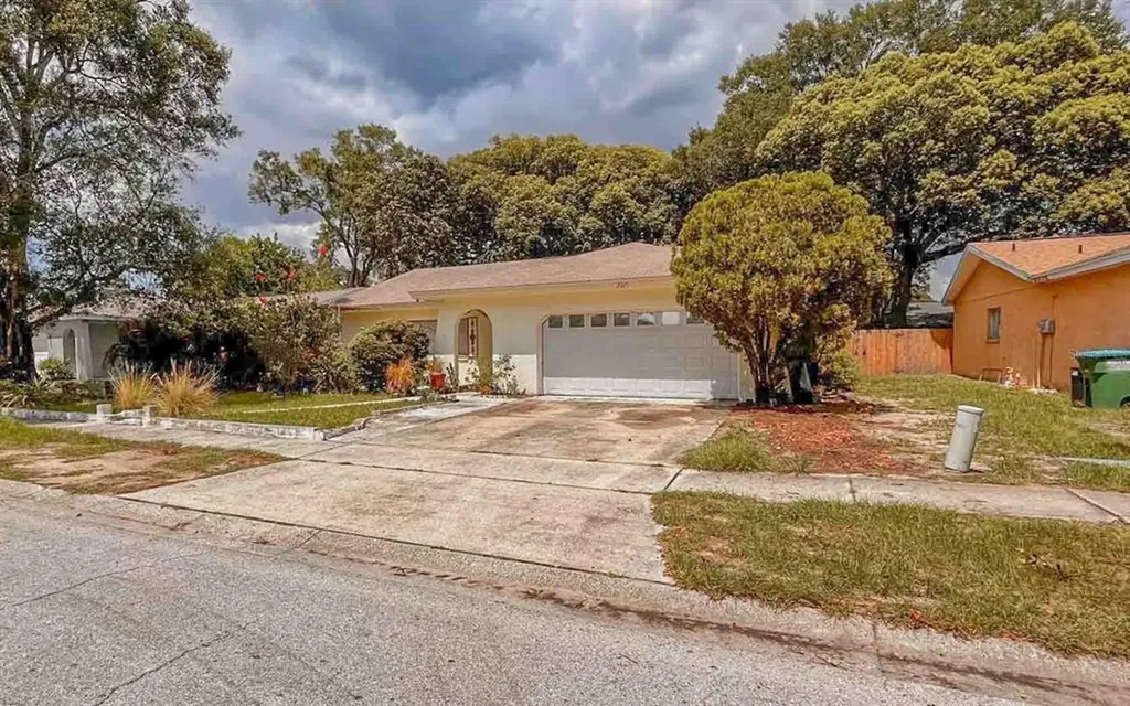 2021 Citrus Hill Road Palm Harbor FL 34683