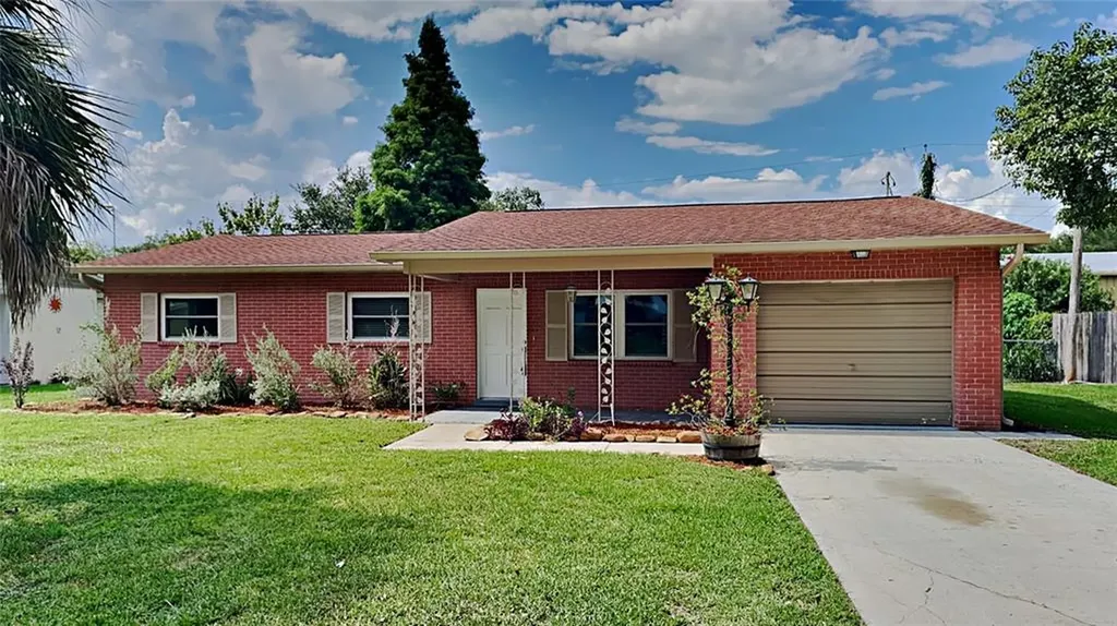 319 Faye Circle N Lakeland FL 33813