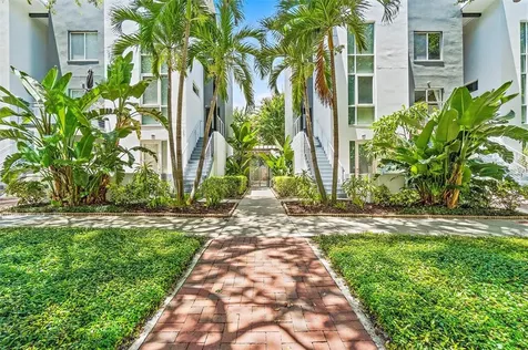 355 4th Avenue S St Petersburg FL 33701