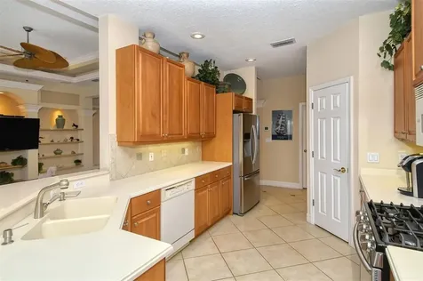6923 Treymore Court Sarasota FL 34243