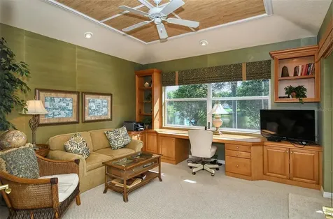 6923 Treymore Court Sarasota FL 34243