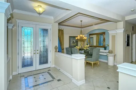 6923 Treymore Court Sarasota FL 34243
