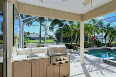 6923 Treymore Court Sarasota FL 34243