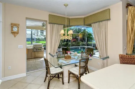 6923 Treymore Court Sarasota FL 34243