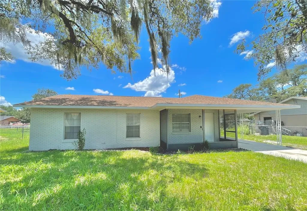 2408 Laura Street Lake Wales FL 33898