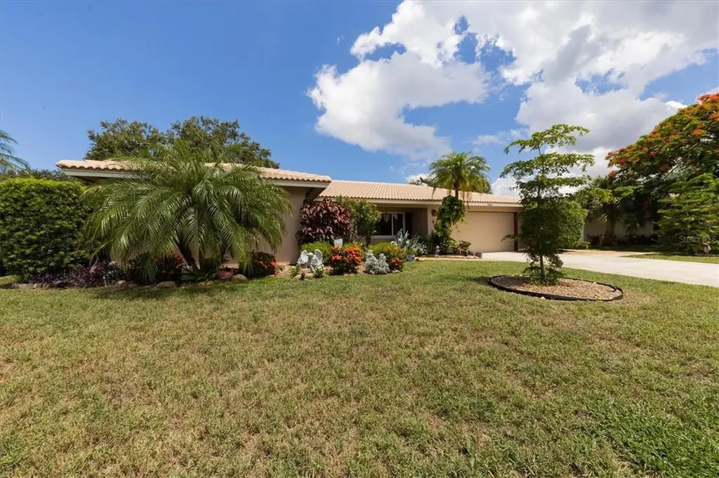 7428 Biltmore Drive Sarasota FL 34231