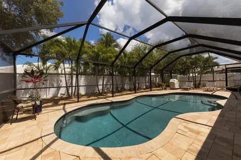 7428 Biltmore Drive Sarasota FL 34231