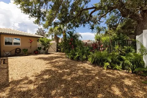 7428 Biltmore Drive Sarasota FL 34231