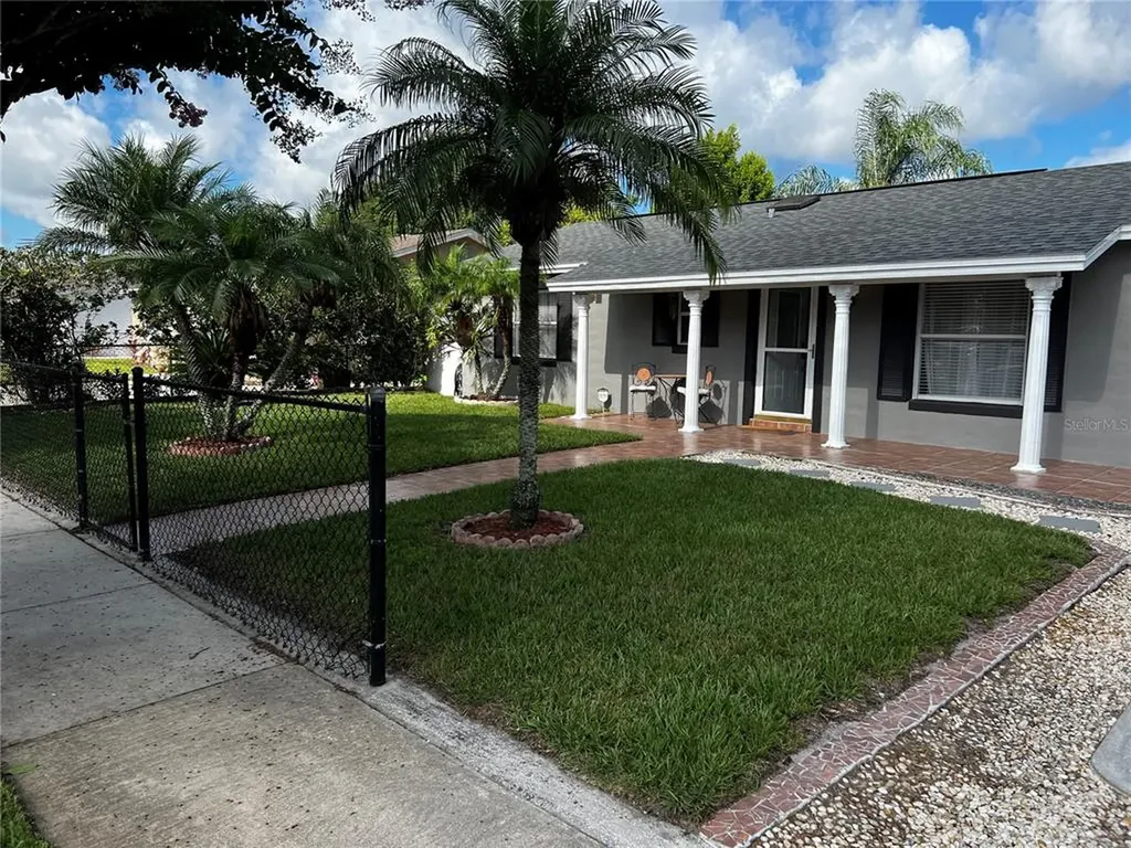 5008 Haines Circle Orlando FL 32822