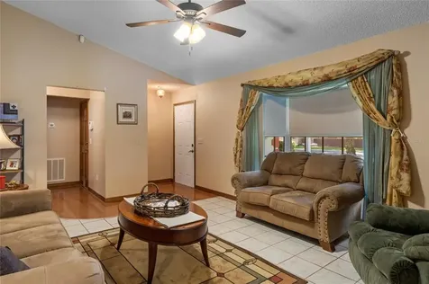 1042 Mccormick Drive Deltona FL 32725