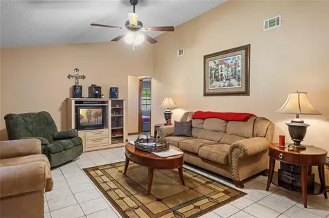 1042 Mccormick Drive Deltona FL 32725