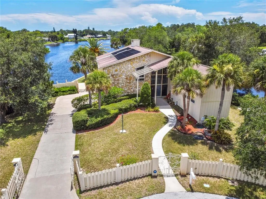 5152 Admiral Place Sarasota FL 34231