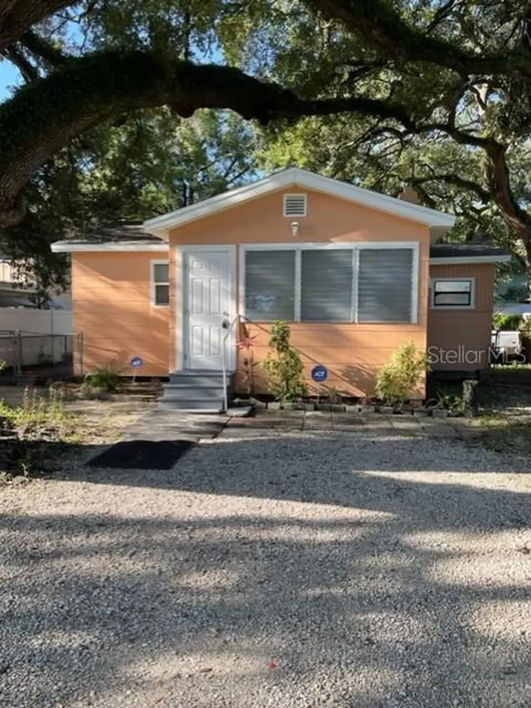2512 W Rio Vista Avenue Tampa FL 33614