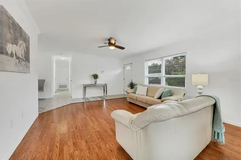 5453 Winewood Drive Sarasota FL 34232
