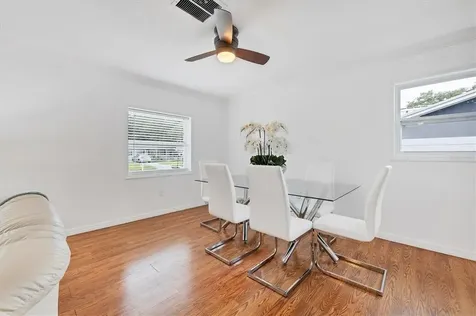 5453 Winewood Drive Sarasota FL 34232