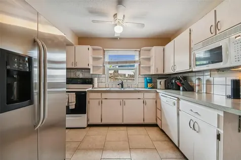9621 52nd Way N Pinellas Park FL 33782