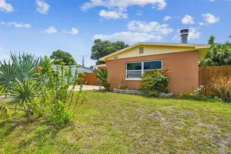 9621 52nd Way N Pinellas Park FL 33782