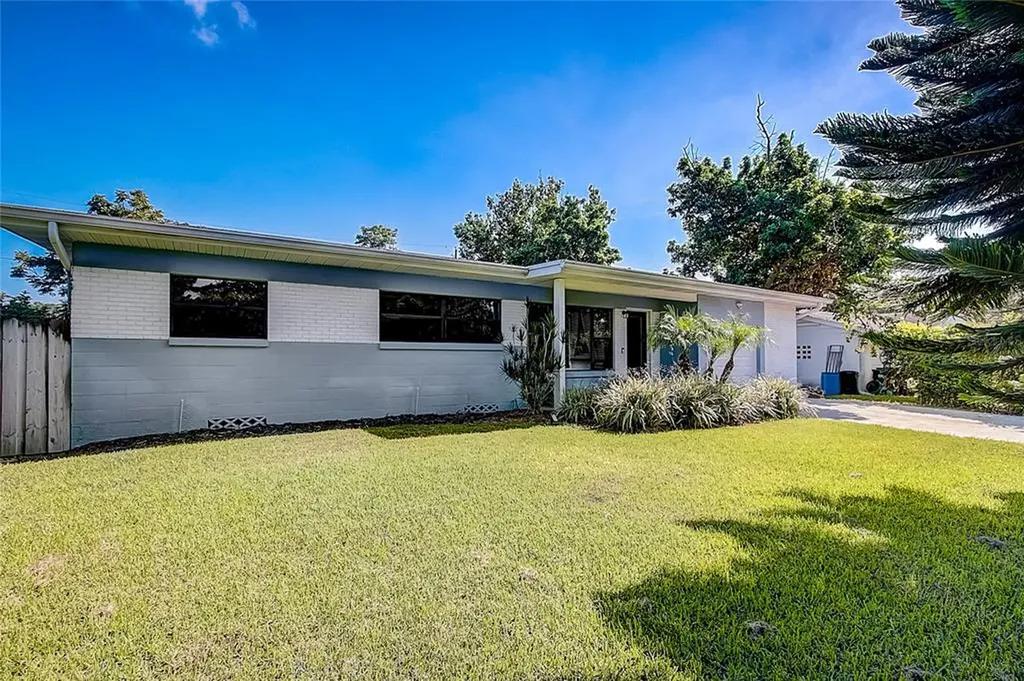 1613 Campbell Avenue Orlando FL 32806
