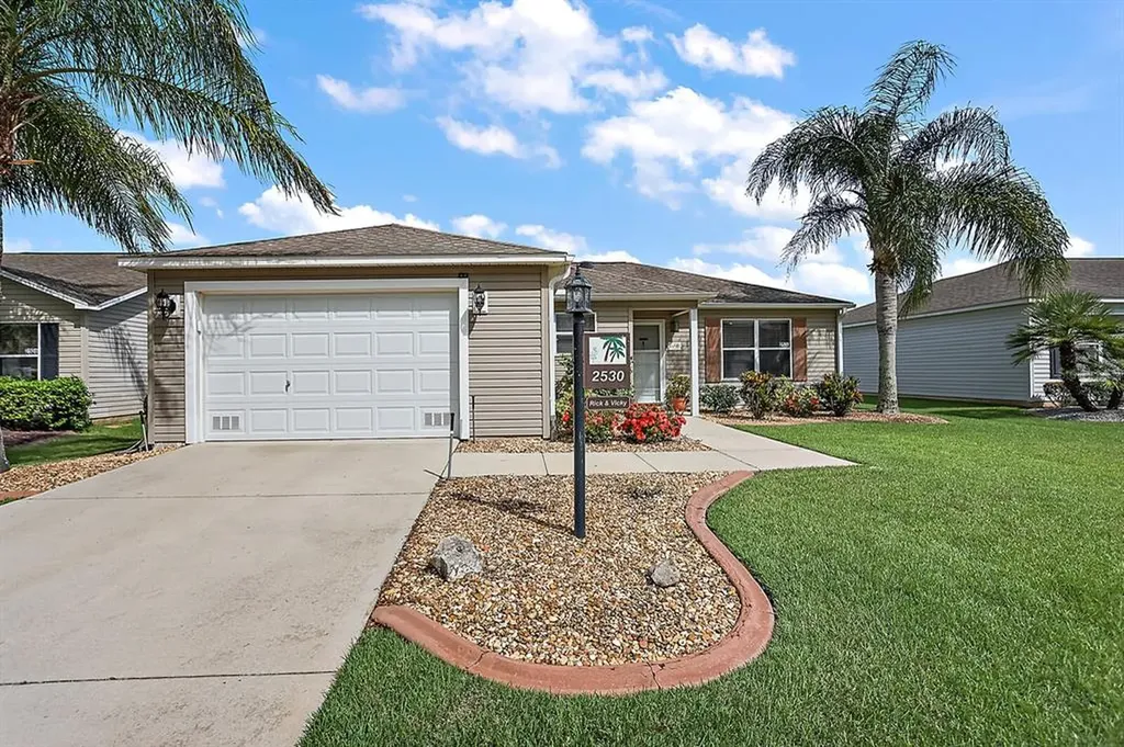 2530 Raintree Drive The Villages FL 32162
