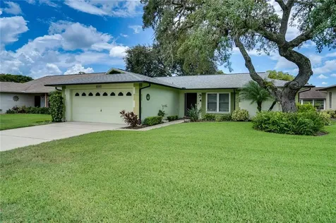 8220 Lora Del Rio Drive Port Richey FL 34668