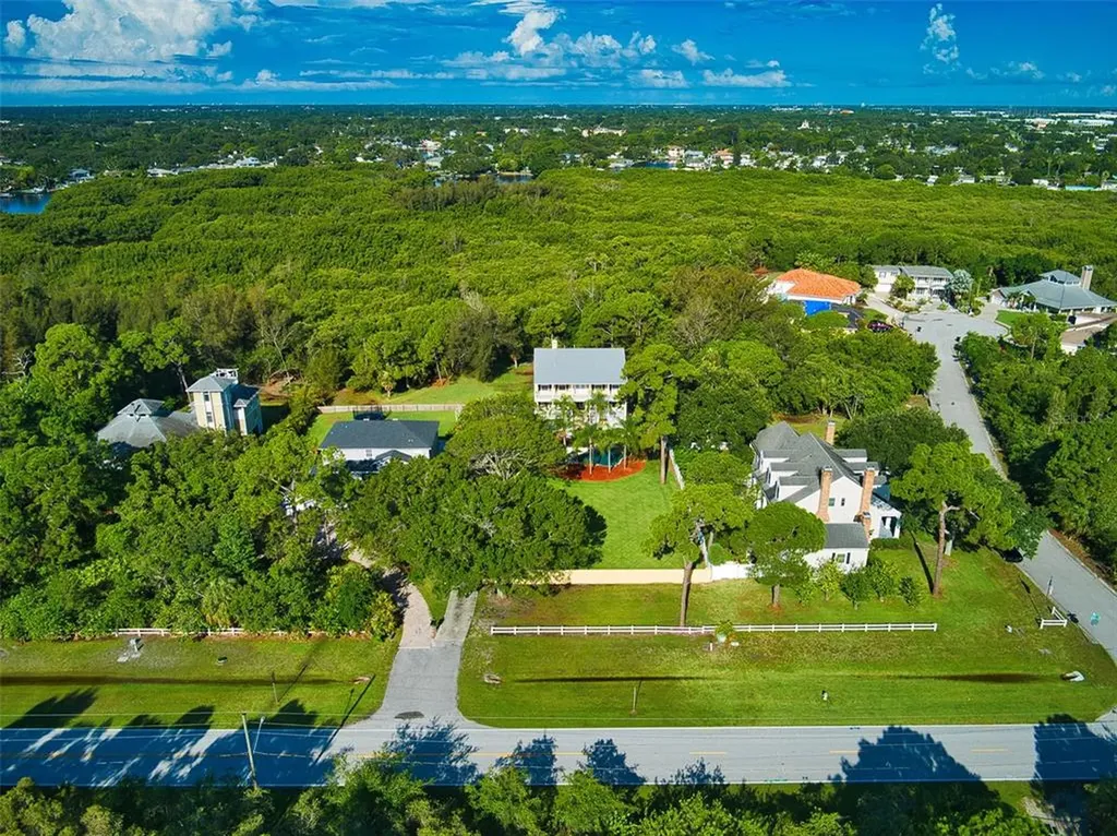 9270 San Martin Boulevard NE St Petersburg FL 33702