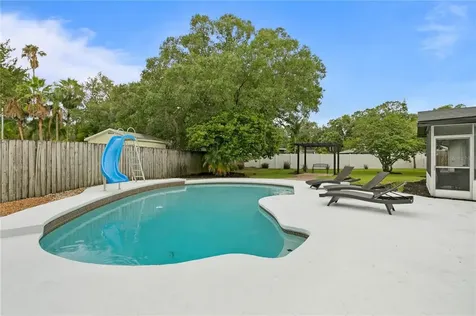 13925 Lake Magdalene Boulevard Tampa FL 33618