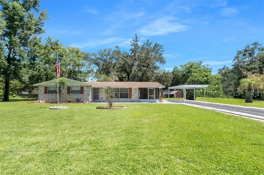 17463 Sandlewood Avenue Brooksville FL 34604
