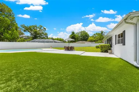 14609 Brentwood Lane Tampa FL 33618