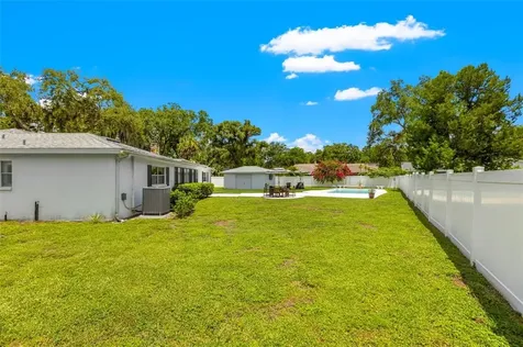 14609 Brentwood Lane Tampa FL 33618