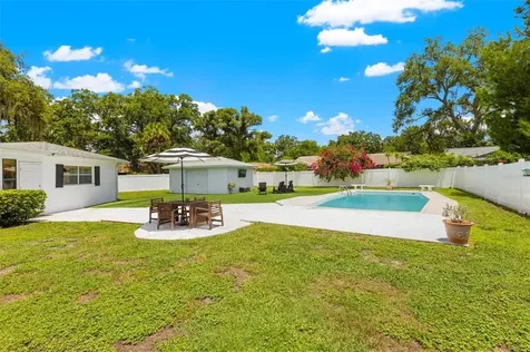 14609 Brentwood Lane Tampa FL 33618