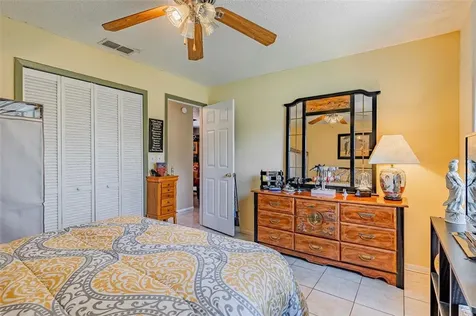 10423 Olcot Street Orlando FL 32817