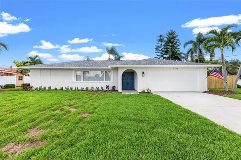4350 13th Lane NE St Petersburg FL 33703