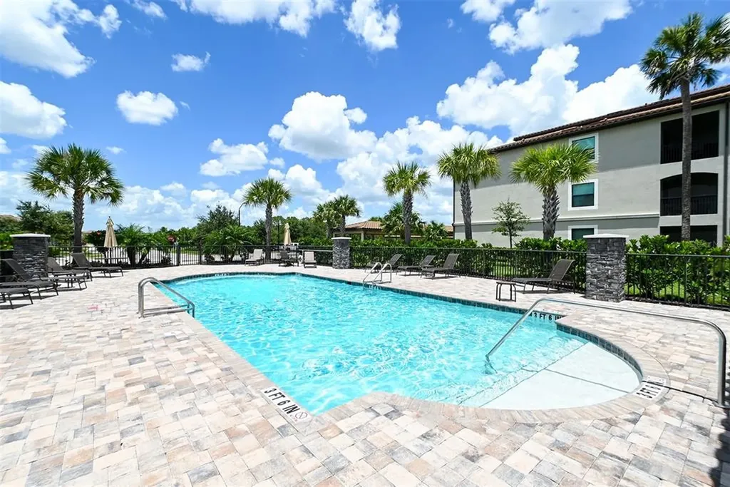 18028 Gawthrop Lakewood Ranch FL 34211